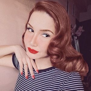 Meet your Posher, Eimy